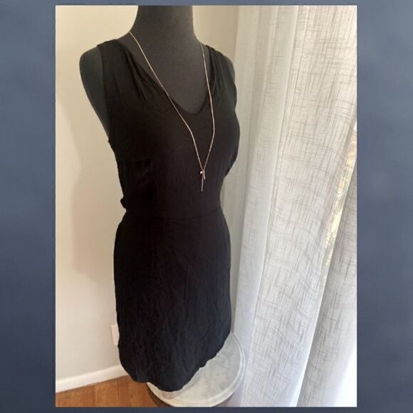 Chelsea28 Twist Back Little Black Dress size M - Picture 11 of 13